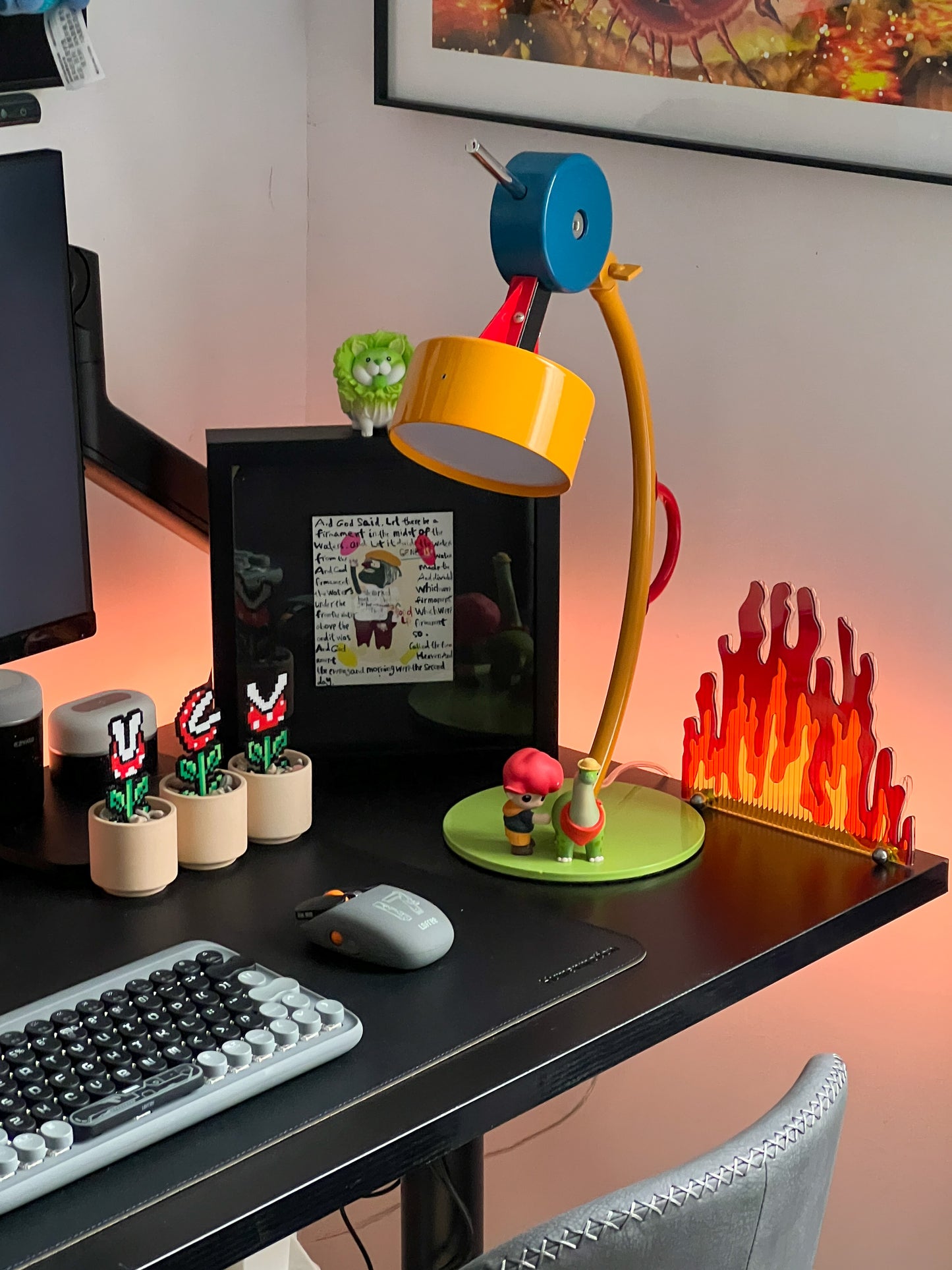 Acrylic Flame Display Table Screen Photo