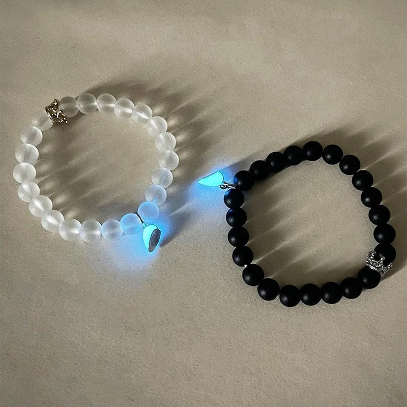 Fashion Jewelry 2pcs Handmade Crown Beaded Charms Bracelet Luminou Heart Glow In The Dark Couple Bracelet For Lover Men Women Fluorescent Gift - sidwish